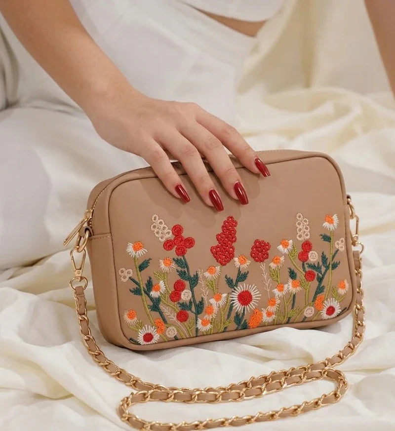 FLORAL CHAIN BAG Lustelva™