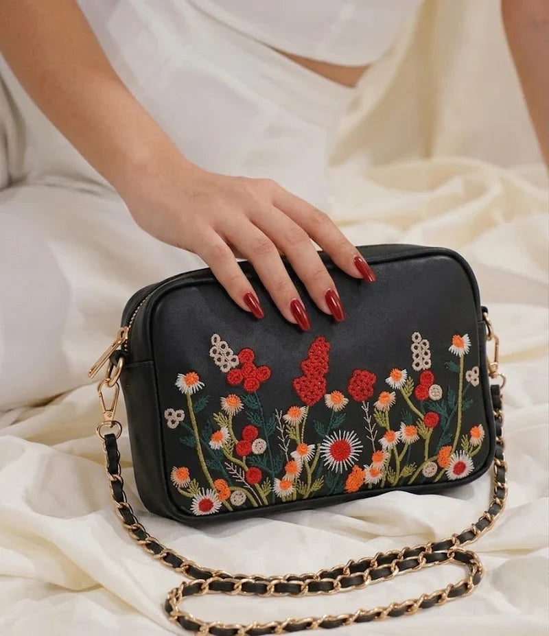 FLORAL CHAIN BAG Lustelva™